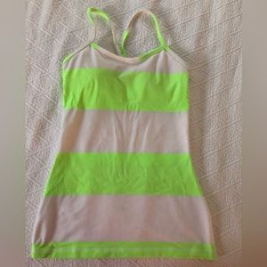 Womens lululemon too size 2